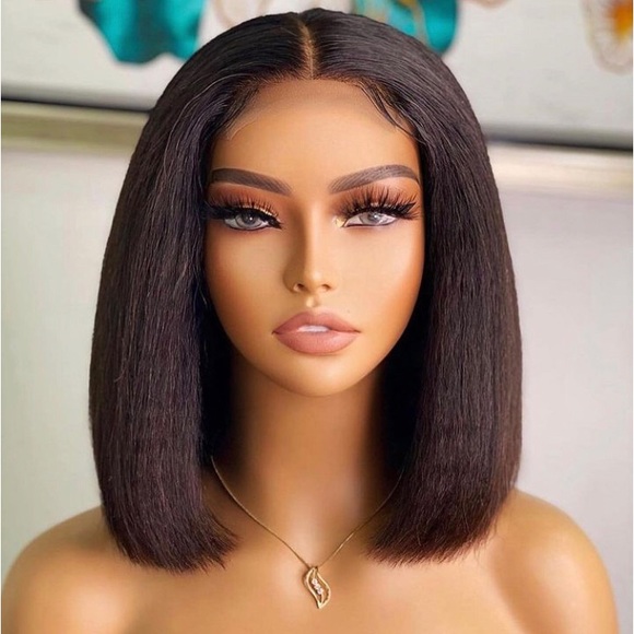 Closure wig - Picture 2 of 2